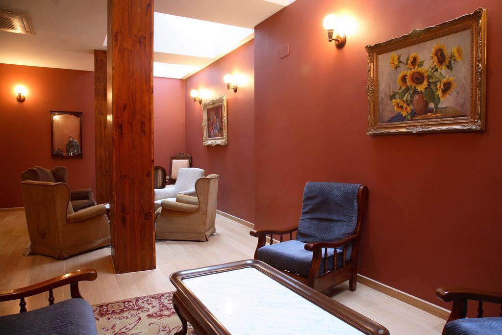 Hotel Villa De Эрмуа Экстерьер фото